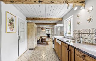 5 Bedroom Cozy Home In Ørsted - Ørsted - 5
