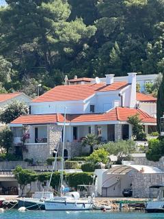Korcula Apartment direkt am Meer -Zrnovska banja -2,5 km zur Altstadt Korcula - Korčula (Curzola) - 5