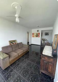 Apto com vista lateral para a praia - 2