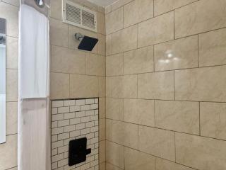 Heart Downtown 2BD NEW Paint floor CITY View LM207 - Atlanta - 1