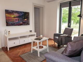 Holiday Home Nina by Interhome - Nedeščina - 2