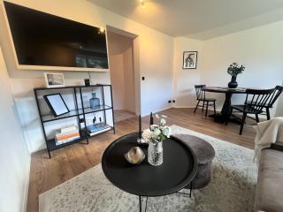 Quiet 2 Room apt - Free Parking - Near Bus stops - Garðabær - 5