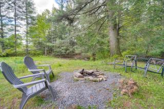 4 Mi to Big Boulder Lake Quiet Blakeslee Cabin! - Blakeslee - 9