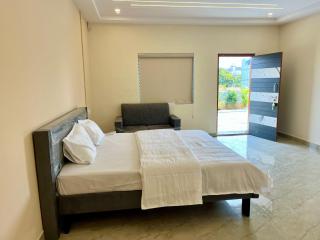 MNM Rooms and Banquet hall - Jāmb - 0