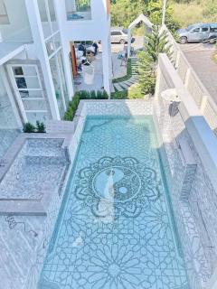 Nordic Villa 5BR Pool, Jacuzzi, Rooftop and More - 7