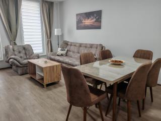 Six Windows Apartmani - 1