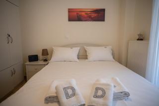 Debbie's Apartment - 3