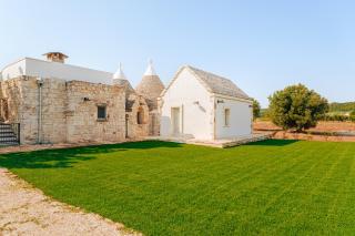 HelloAPULIA Trulli Pumo Bianco - Private Pool, Stone Patio & English Lawn near Ostuni - Ceglie Messapica - 5