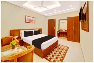 HOTEL TIPSYY PALACE Near Central Road Pond - Calcutta - 0