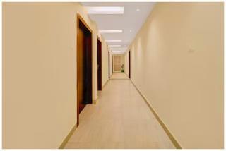 HOTEL TIPSYY PALACE Near Central Road Pond - Calcutta - 4