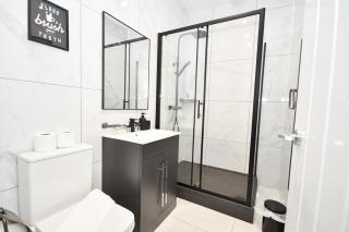 Modern & Compact 1 Bedroom Apartment in Bradford - Bradford - 7