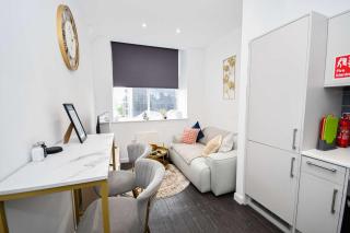 Modern & Compact 1 Bedroom Apartment in Bradford - Bradford - 6