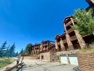 Hidden River Lodge 5965 by SummitCove Lodging - 4