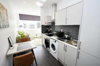 Compact & Convenient 1 Bed Apartment in Bradford - Bradford - 9