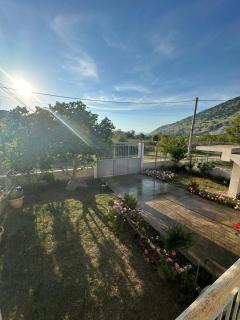 Villa Eran - Baks-Rrjoll - 9