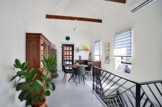 The Palm II City Loft Apartment - 5