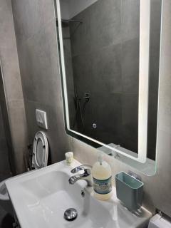Best Comfort Apartment - - 5