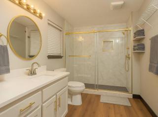 5BR Retreat with Theater and Game Room with Pool - San Antonio - 4