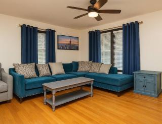 5BR Retreat with Theater and Game Room with Pool - San Antonio - 2