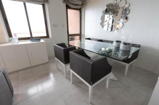 CT 383 GR - Faro's Almuñecar Beachfront for 4 - 8