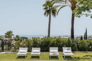Villa La Perla Impressive Villa with Guest House - Marbella - 3