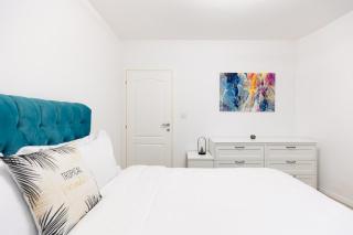 Luxurious 2BR Apt in City Center - Bucarest - 6