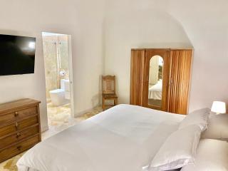 by Calamari Homes - El Porvenir 206 walled city - 7