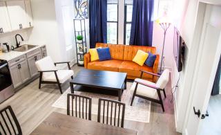 Elegant Petworth Escape 6 Bed Urban Retreat - Washington, D.C. - 1