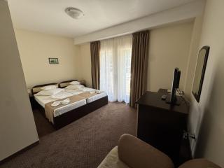 Hotel Golden Beach - 8