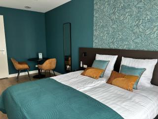 Hotel SIS - Rooms - Steenbergen - 2