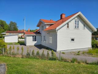 Charmig villa med 5 sovrum i Åmmeberg - Åmmeberg - 8