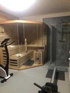 Panoramic Hill - Mountain View, Pool & Sauna - Berest - 9