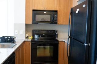 Spacious 2 bedrooms 2 bathrooms with Cozy Charm plus 1 Parking - Mississauga - 4