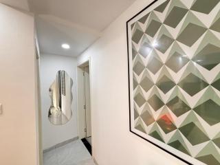 Sunset Views with Gym & Work Desk in Kilimani - 5