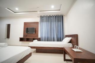 Royal Majestic Lodge - 2