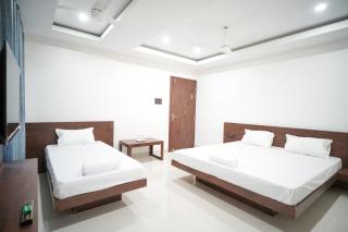 Royal Majestic Lodge - 5