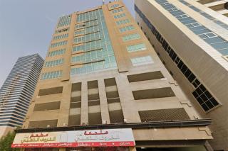 Large Apartment for 4 - Sharjah - 9