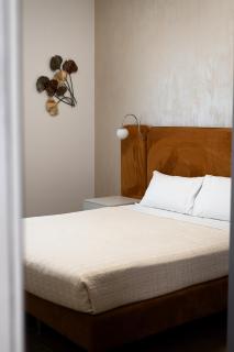 The Gate 441 Rooms - - 8