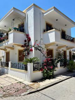 Eleni Seaside Retreat - 1