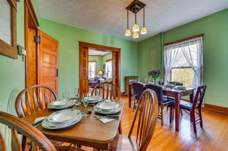 Chestnut Hill Vintage Farmhouse with Deck and Yard - Atlantic - 2