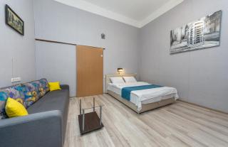 Art Apartment in Maidan - Kiev - 4