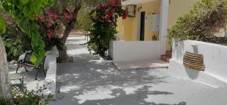 Captain's Apartments in Olive Grove - 8