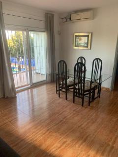 Chalet ideal para familias con jardín grande y piscina privada - Les tres Cales - 8