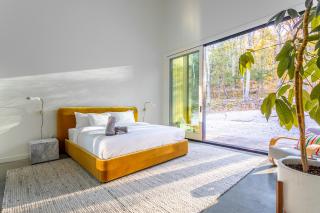 Secluded Modern Retreat in The Woods with Swimming Hole - Catskill - 9