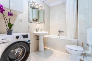 Azure Horizon - Sea View & Free Parking - 2