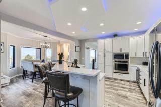 Mountain Top Mansion with Bar, B ball Court, Hot Tub - Parker - 5