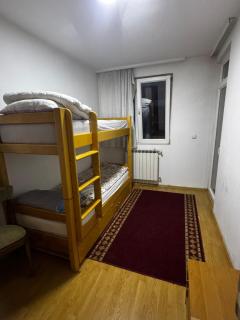 Prestige Hostel - Sarajevo - 8