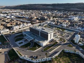 Derna's Pearl - - 0