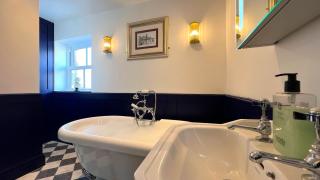 The Simms Suite - Worthing - 1
