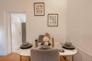 Lordship Lane Escape 4BR 2bath Wifi, sleeps 8 for contractors and long stays - Moffat - 4